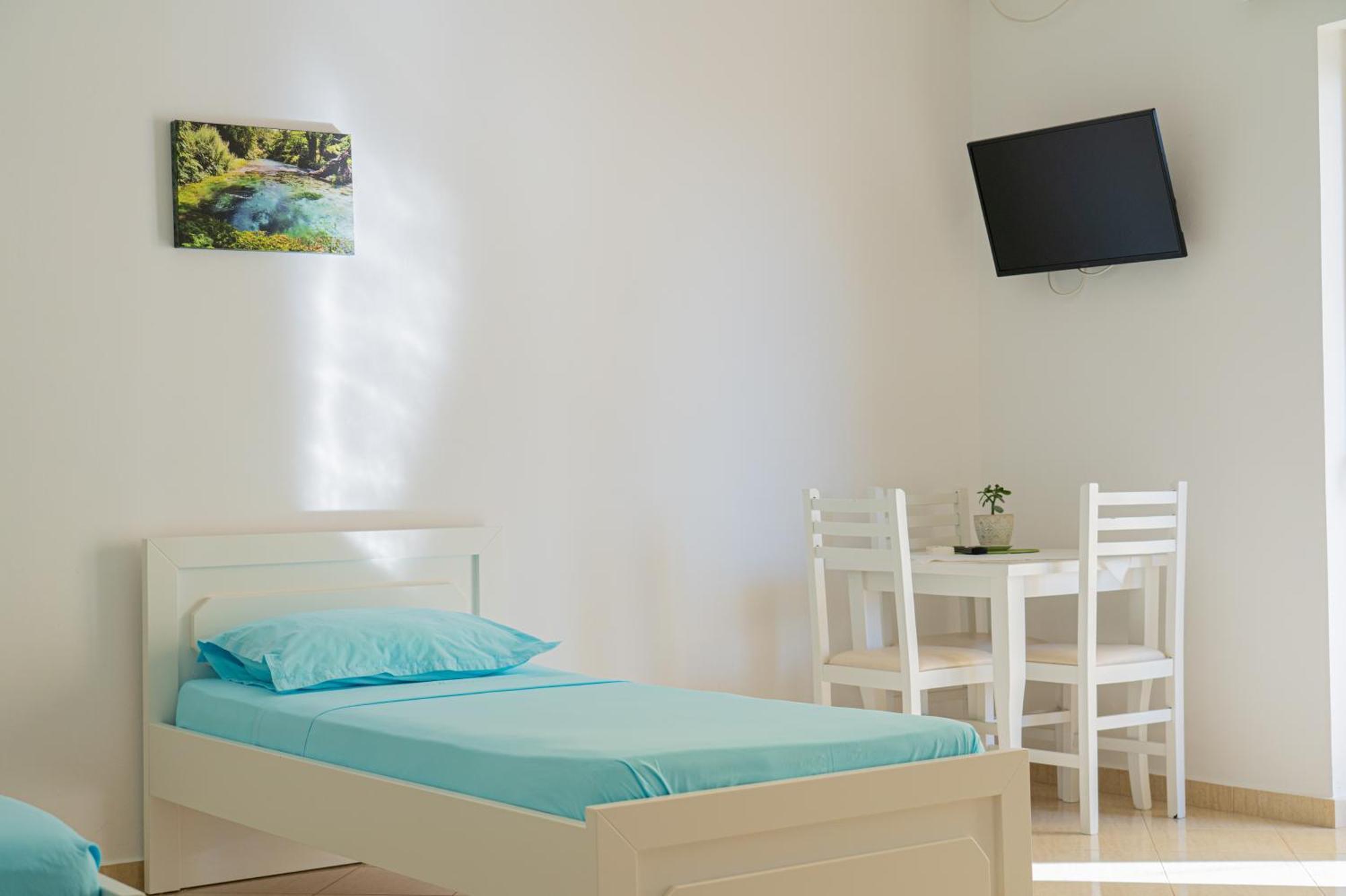 Vila Konomi Sarandë エクステリア 写真