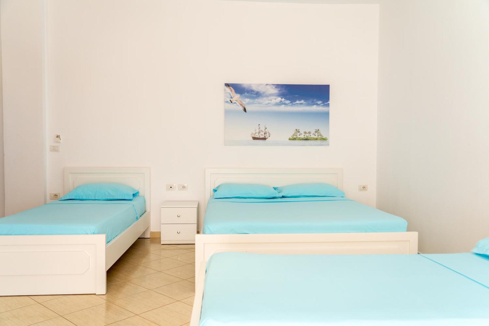 Vila Konomi Sarandë エクステリア 写真
